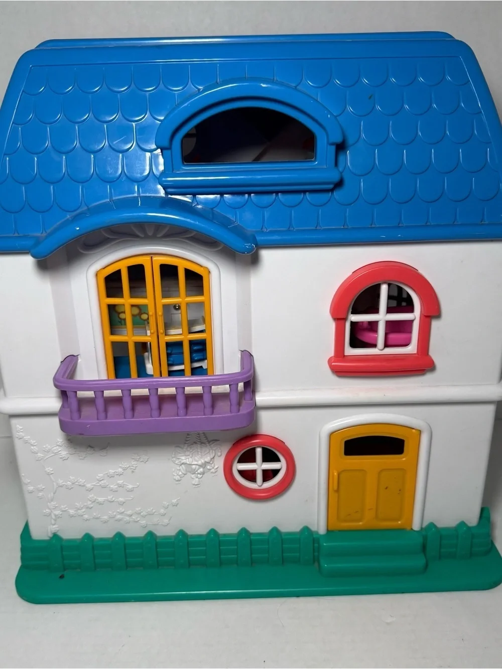 Vintage Keenway My Happy Family Fold Out Doll House with Furniture
